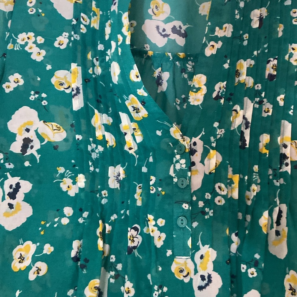 Forever 21 blouse - Picture 3 of 6